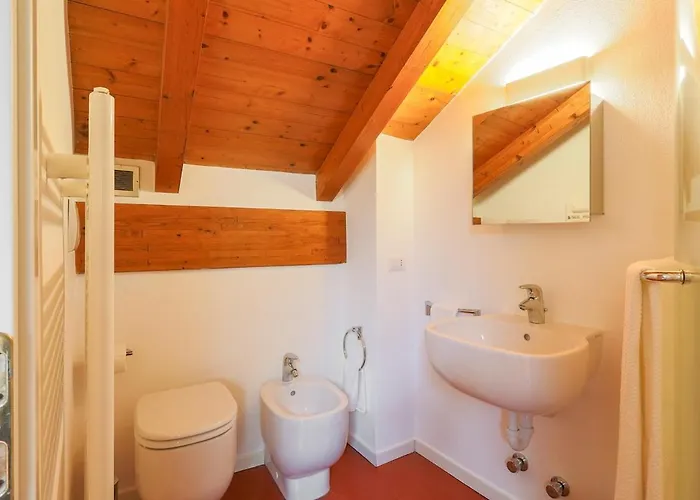 In Riva Apartament Cernobbio