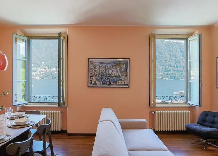 In Riva Apartament Cernobbio